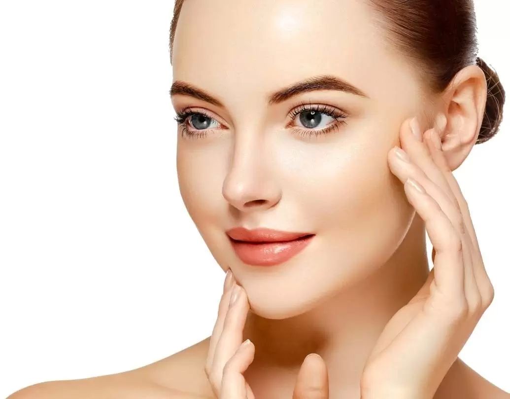 Faltenbehandlung durch Botulinumtoxin