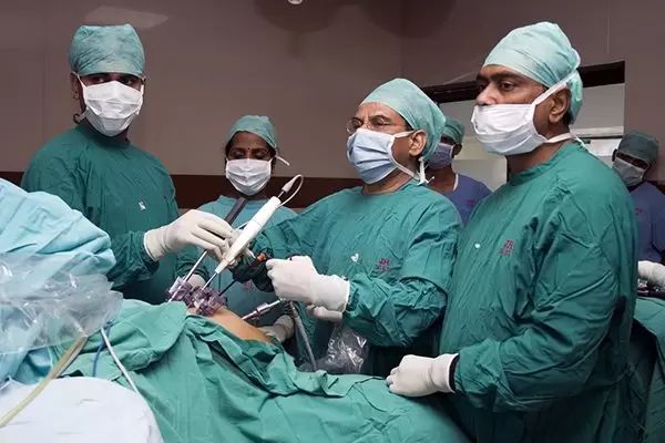 Magenband Operation