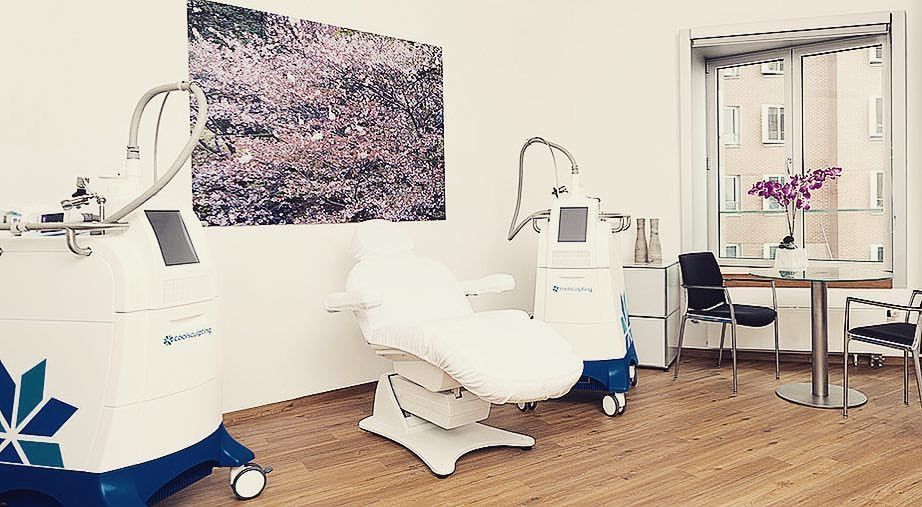 Plastische Chirurgie im Medienhafen Estheticon.de